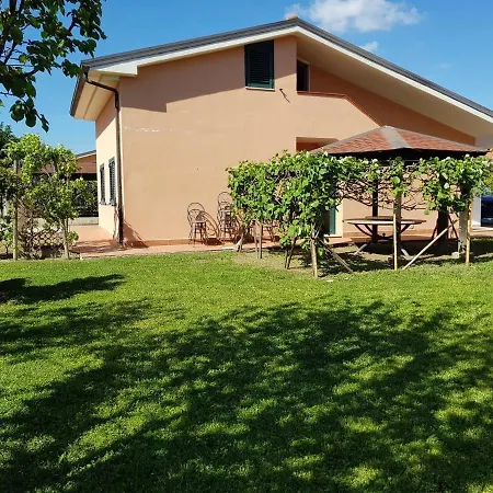 Deliziosa Con Giardino Holiday home